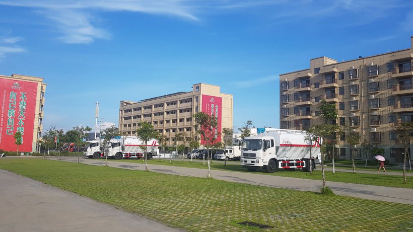 Foto 1: Edificios de apartamentos na sede central da empresa
