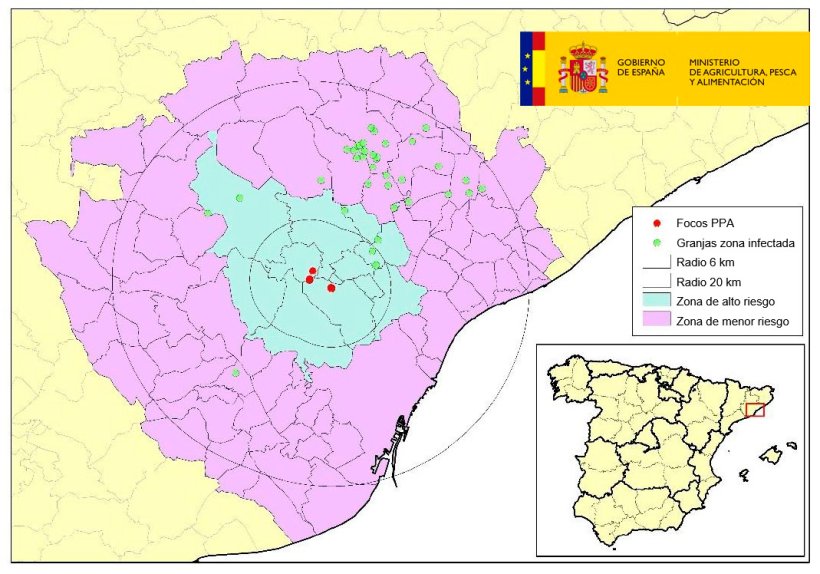 Localiza&ccedil;&atilde;o da explora&ccedil;&otilde;es restritas dentro da &aacute;rea infectada, com concelhos em zonas de alto e menor risco. (Fonte: MAPA)
